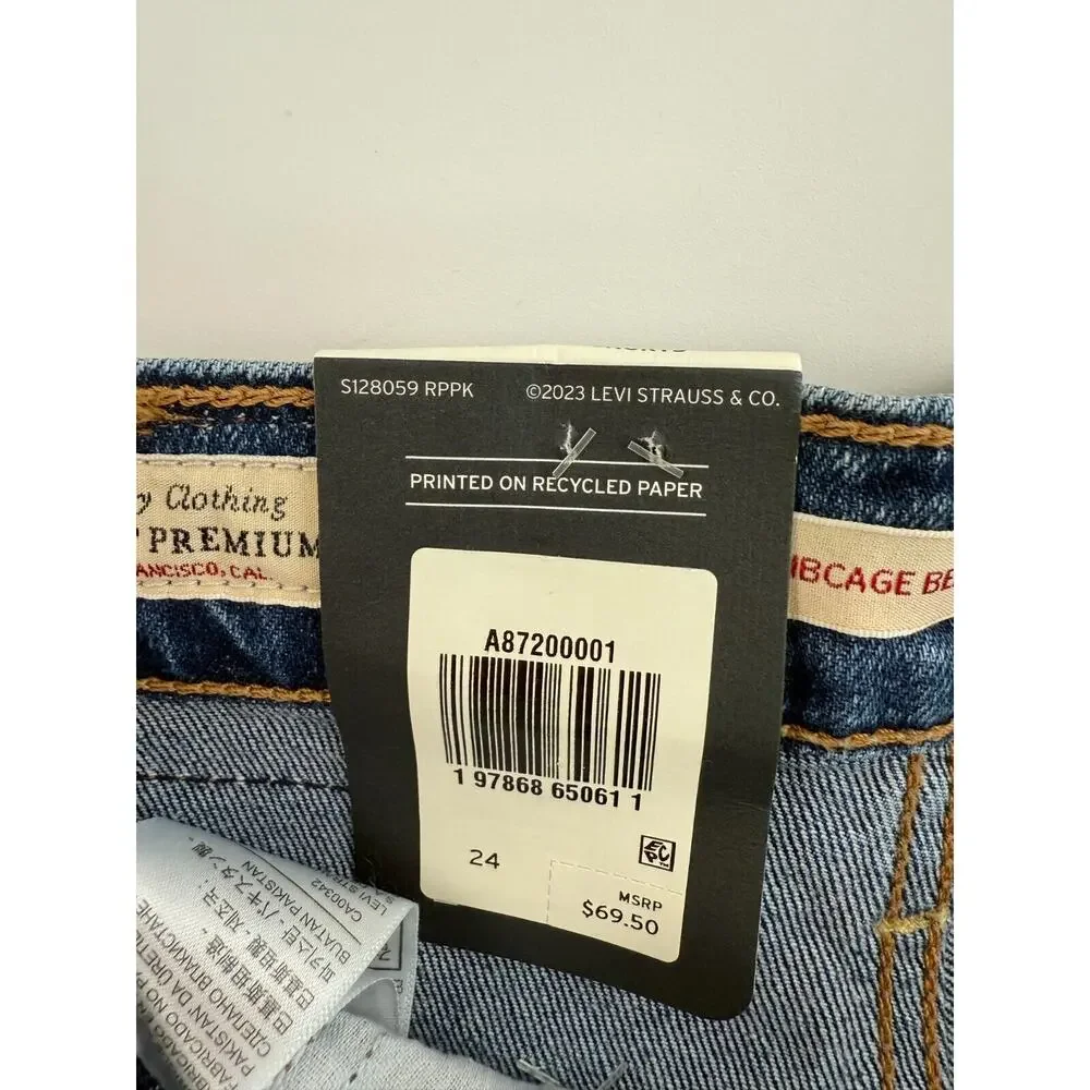 Levi's Premium Women Ribcage Bermuda High Rise Jeans Short Size 24 Blue NWT